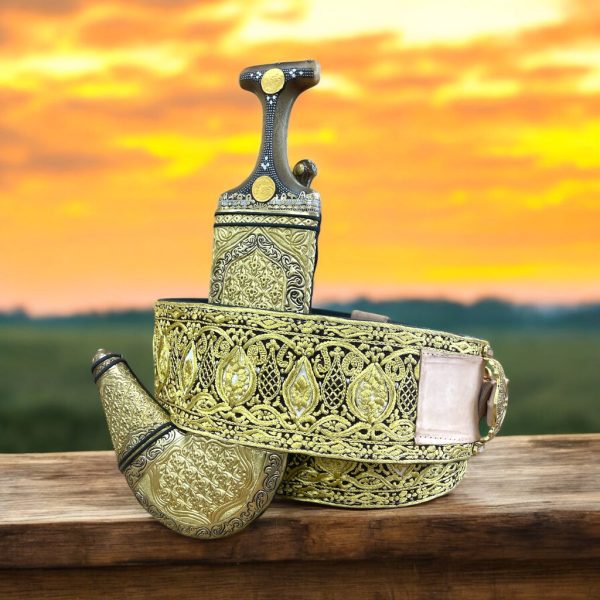 Aziri Sayfani Jambia, replica, exact replica, gold-plated letters جمبية عزيري صيفاني مقلد طبق الاصل حروف مطلي ذهب